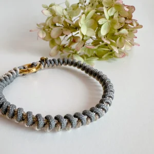 ohrangerie Limited Edition | Graue Stücke<Geknüpftes Armband aus Segeltau, beige/grau