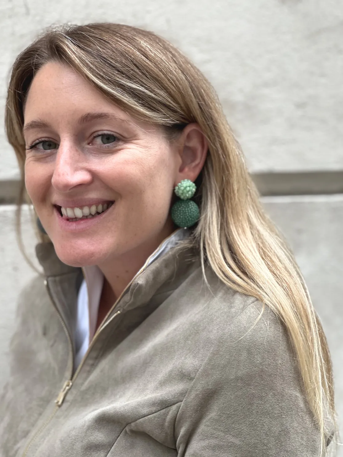 ohrangerie Grüne Stücke | Ohrringe Aus Rochenleder<Ohrringe aus Rochenleder mit Glitzerbeerensteckern, smaragdgrün/lindgrün